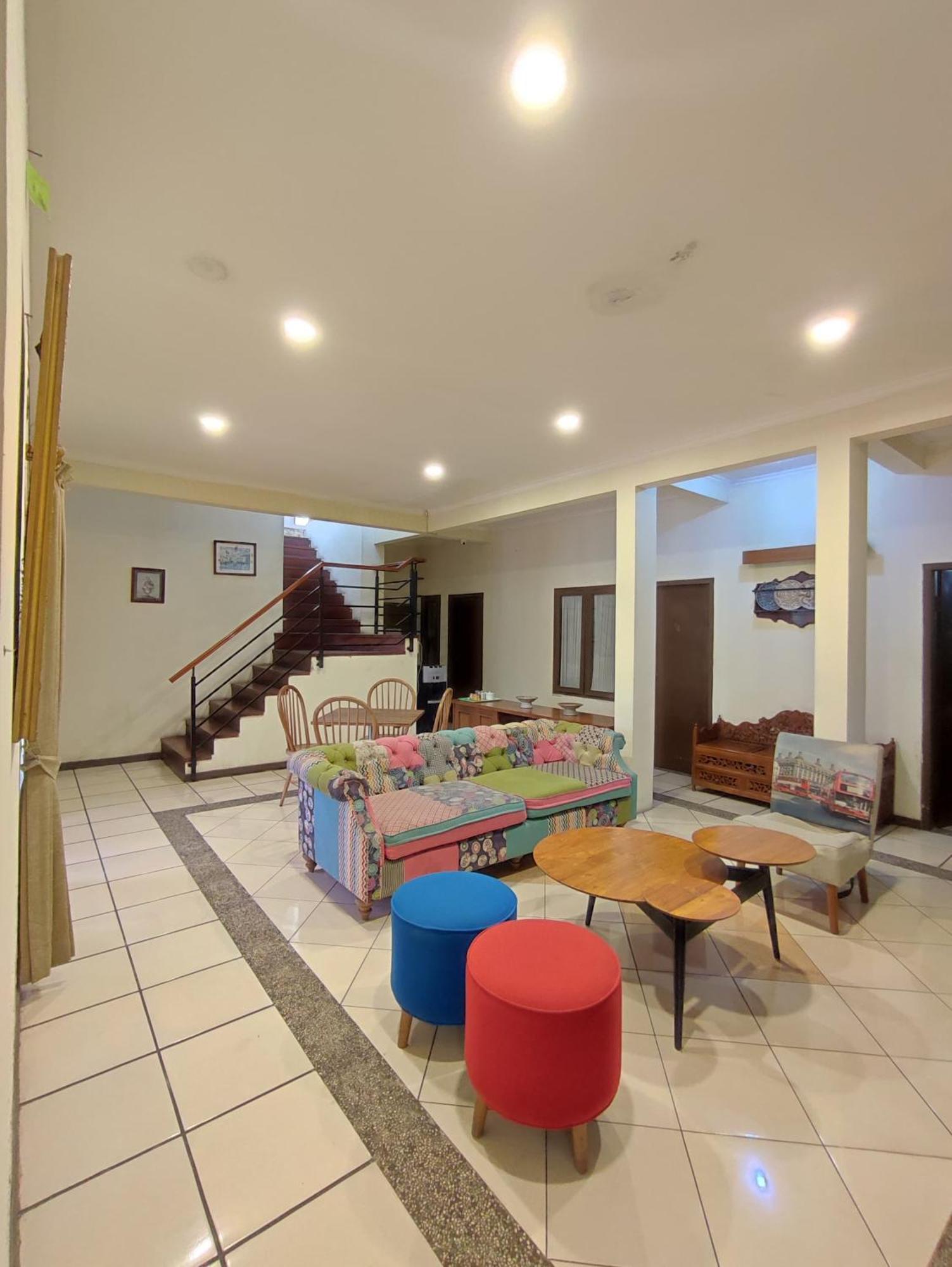 Maribaya Family Guest House Syariah Lembang Esterno foto